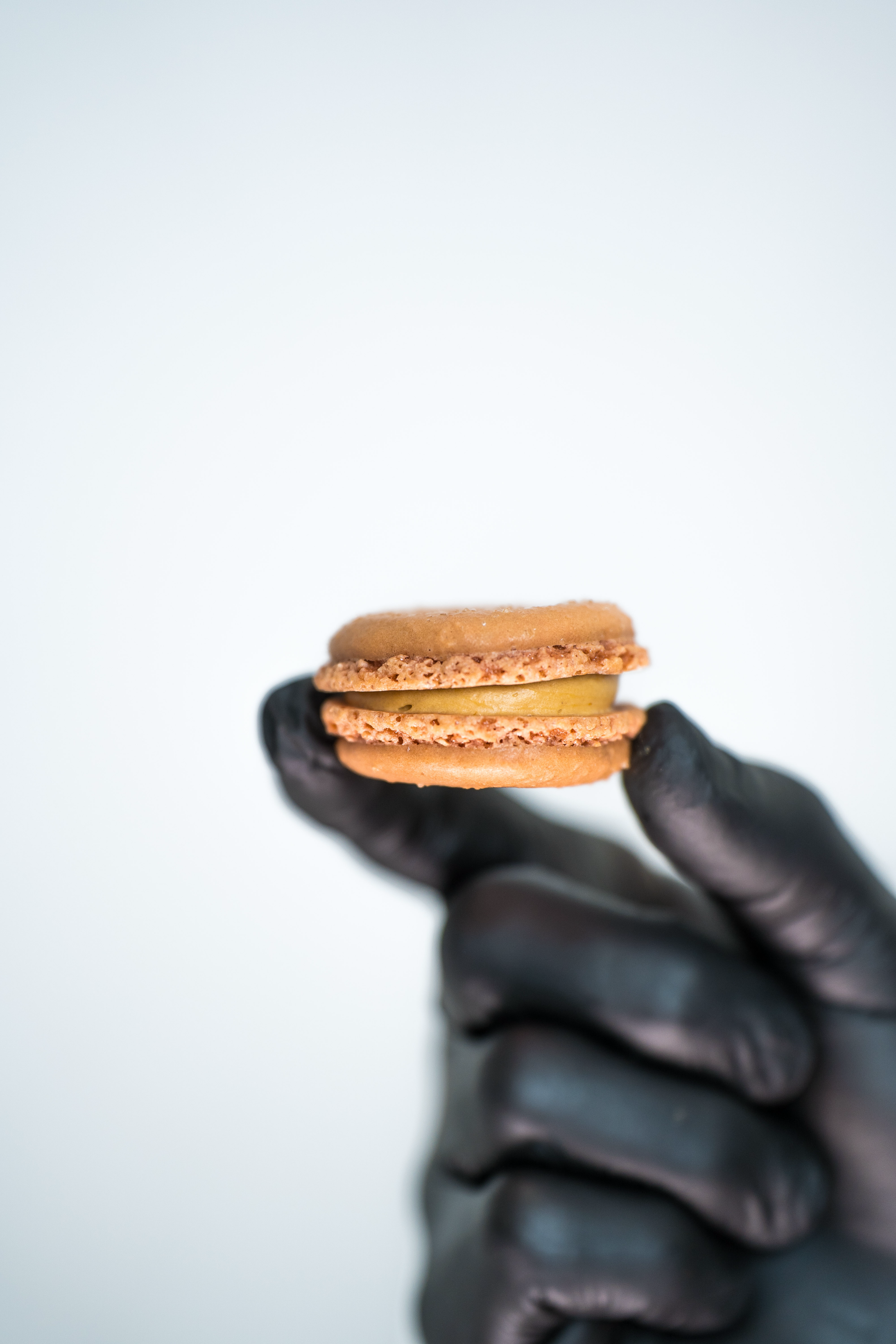 MACARONS PRALINÉ